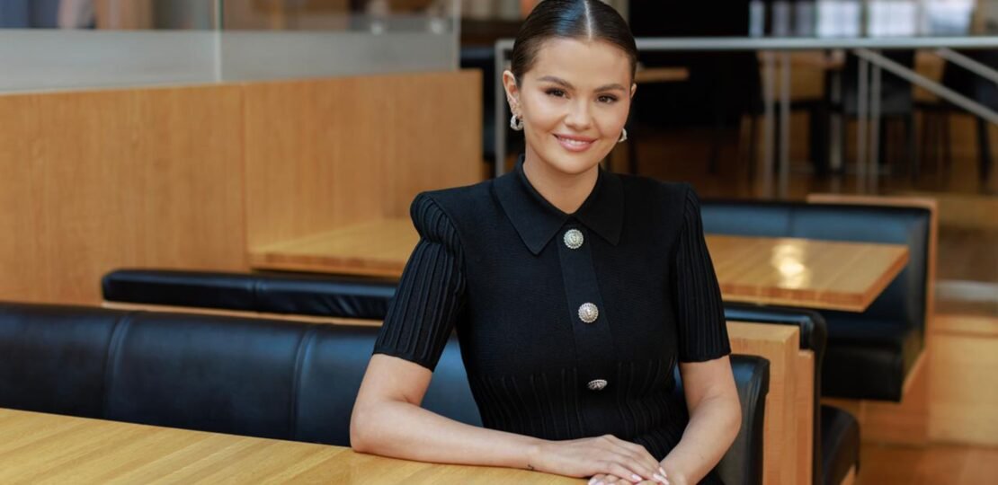 bhg-selena-and-restaurant-8637673-95f23bce41f646cfbc0a5afdd1d830e9.jpg